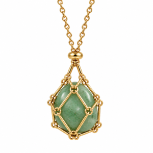 Collier Écrin au trésor doré avec aventurine verte sur fond blanc